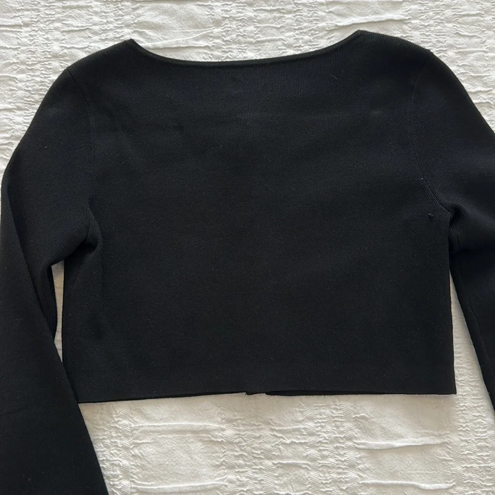 Sunday Best Cropped Long Sleeve - Picture 4 of 4